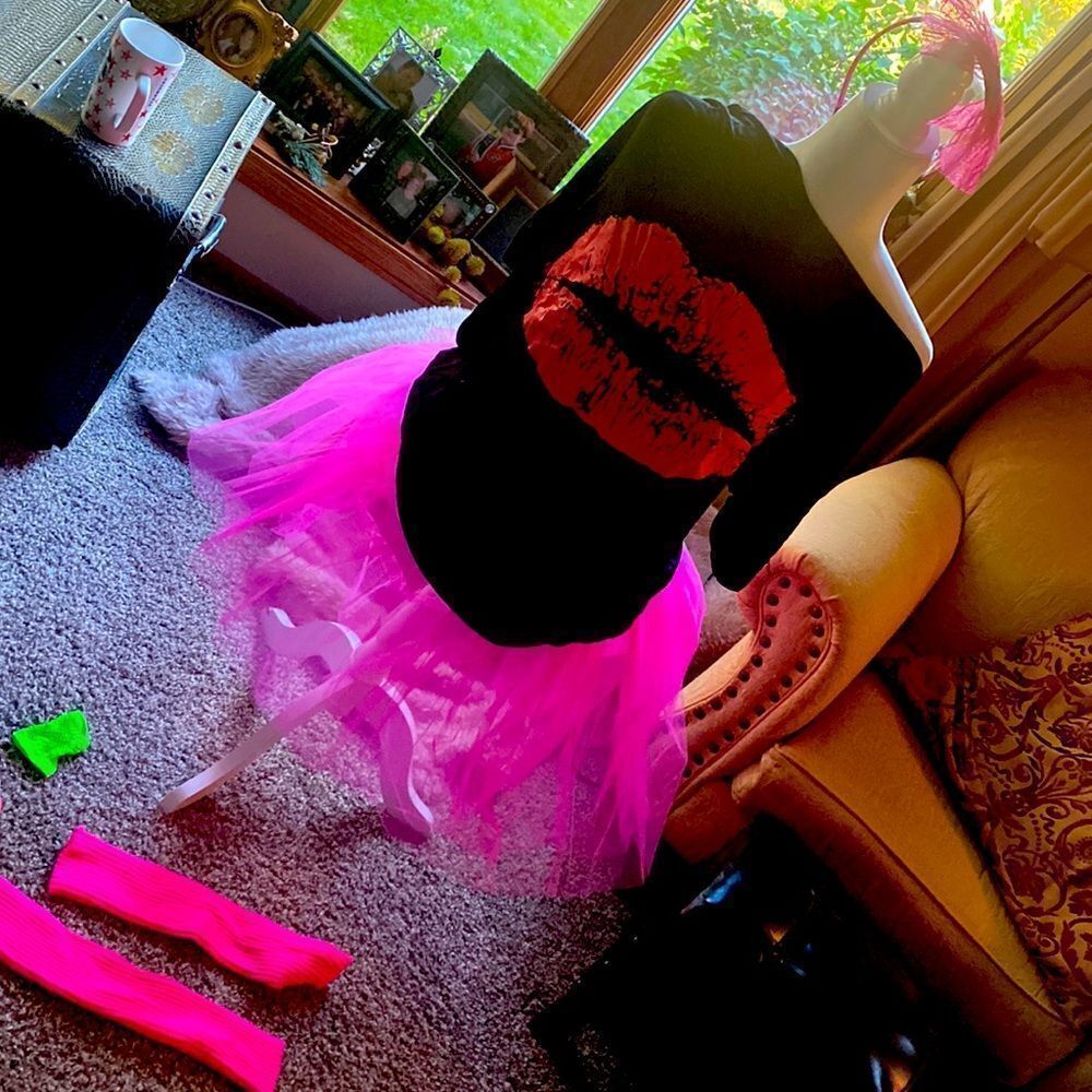 80’s Woman’s costume hot pink tutu leg warmers set